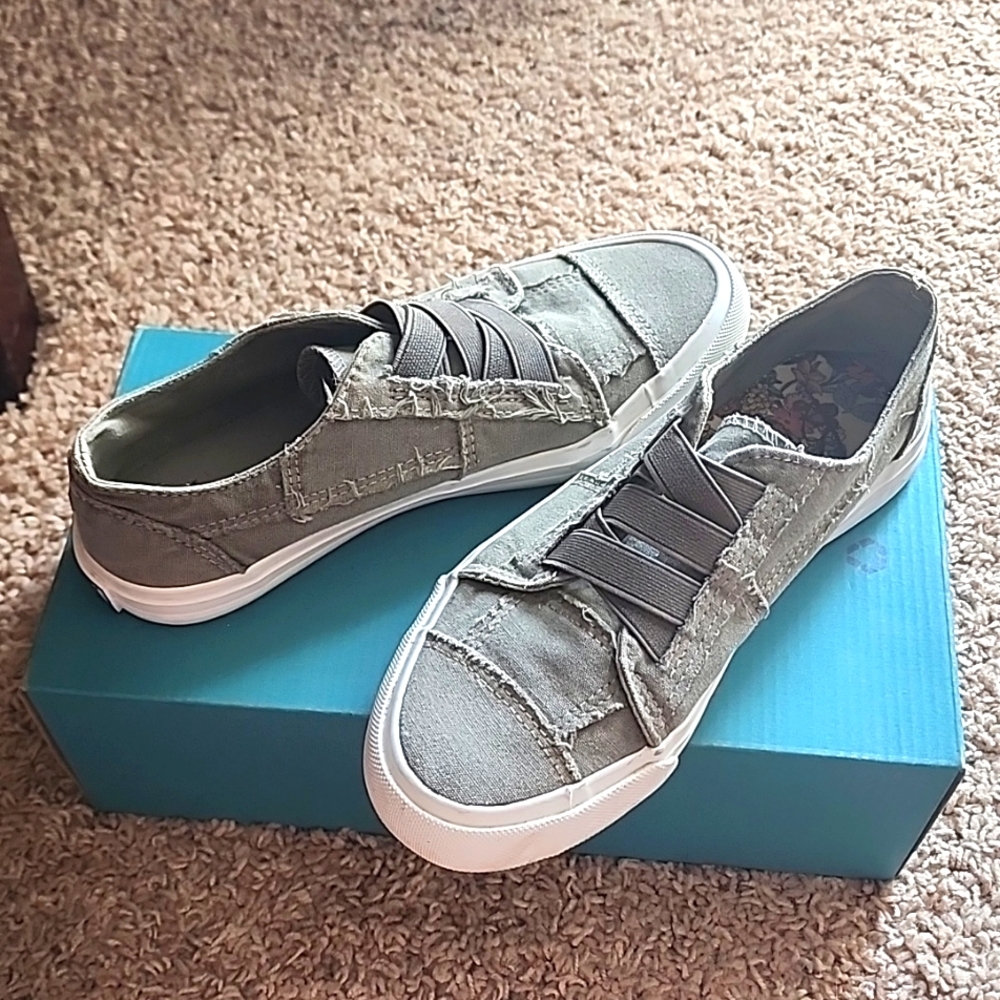 Blowfish Slip-on Shoes